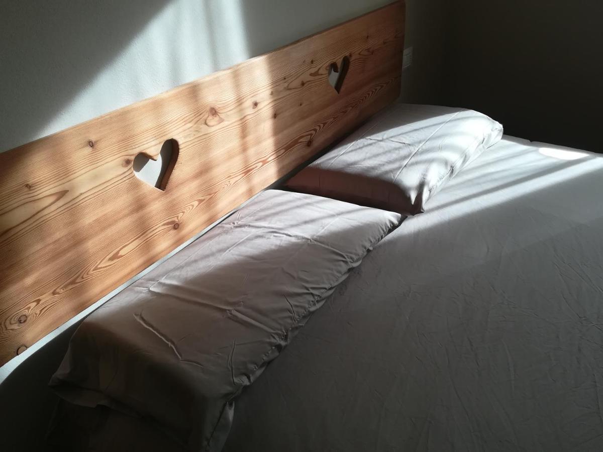 Rele B Lägenhet Temù Exteriör bild