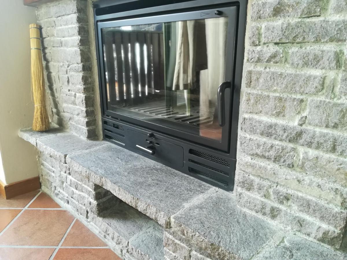 Rele B Lägenhet Temù Exteriör bild