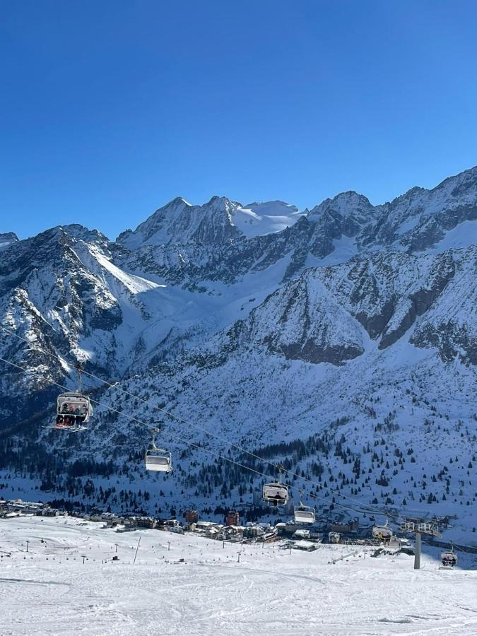 Rele B Lägenhet Temù Exteriör bild