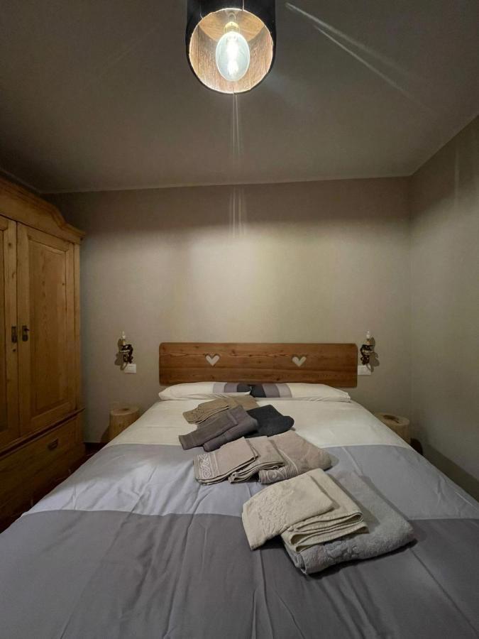 Rele B Lägenhet Temù Exteriör bild