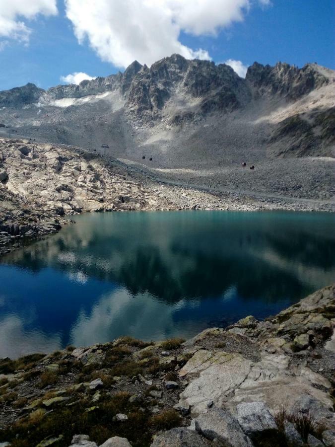 Rele B Lägenhet Temù Exteriör bild
